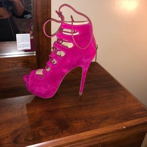Fuchsia 6in heels